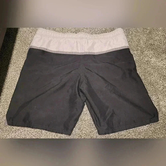 Men’s Nike Diverge Side Stripe Colorblocked Black Volley Swim Trunks Medium - Picture 4 of 8